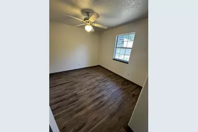 305 Ave R, Marble Falls, TX 78654 - Photo 12