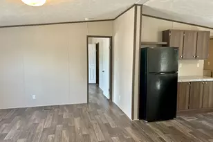 201 18th St, Horseshoe Bay, TX 78657 - Photo 6