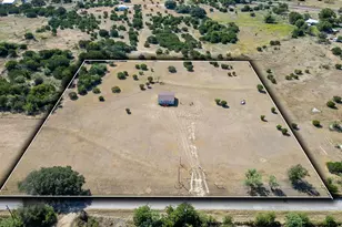 10381 Co Rd 200, Bertram, TX 78605 - Photo 24
