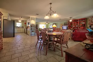 204 Sunset Dr, Llano, TX 78643 - Photo 6