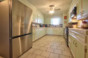 204 Sunset Dr, Llano, TX 78643 - Photo 12