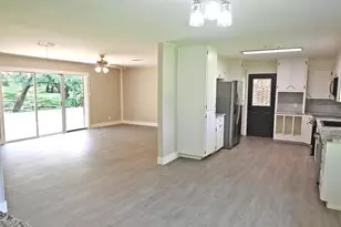 5204 Bedford Dr, Kingsland, TX 78639 - Photo 10