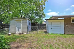 5204 Bedford Dr, Kingsland, TX 78639 - Photo 24