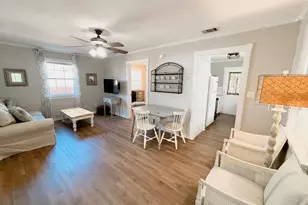 207 E College St, Llano, TX 78643 - Photo 2