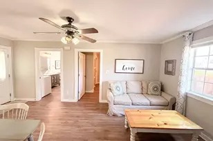 207 E College St, Llano, TX 78643 - Photo 6