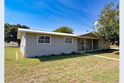 102 W Llano Street, Llano, TX 78643 - Photo 1