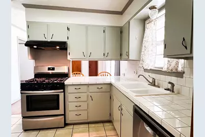 102 W Llano Street, Llano, TX 78643 - Photo 14