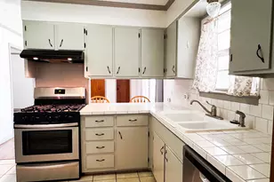 102 W Llano St, Llano, TX 78643 - Photo 14