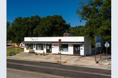 904 Key Ave, Lampasas, TX 76550 - Photo 1