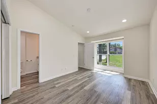 100 Bay Point Dr, Horseshoe Bay, TX 78657 - Photo 12