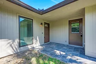 100 Bay Point Dr, Horseshoe Bay, TX 78657 - Photo 2