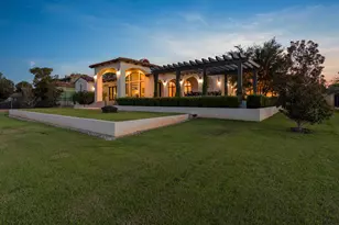 451 La Serena, Horseshoe Bay, TX 78657 - Photo 2