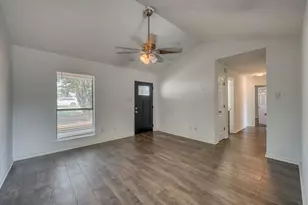 1108 Cedar Dr, Marble Falls, TX 78654 - Photo 8