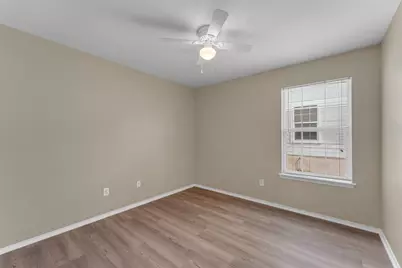 105 E Wildflower Blvd, Marble Falls, TX 78654 - Photo 24