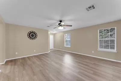 105 E Wildflower Blvd, Marble Falls, TX 78654 - Photo 4