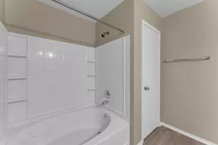 105 E Wildflower Blvd, Marble Falls, TX 78654 - Photo 16