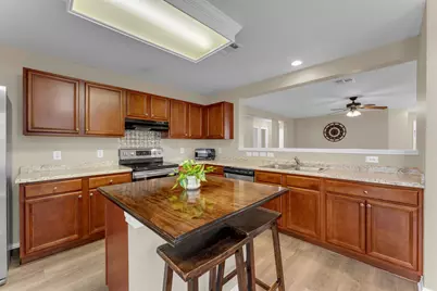105 E Wildflower Blvd, Marble Falls, TX 78654 - Photo 10