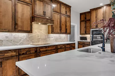 111 Natalies Pt, Burnet, TX 78611 - Photo 4