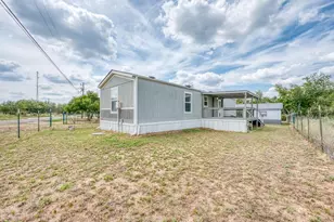 2546 Indian Trail, Kingsland, TX 78639 - Photo 8