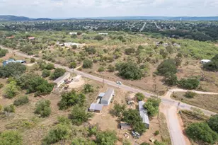 2546 Indian Trail, Kingsland, TX 78639 - Photo 28