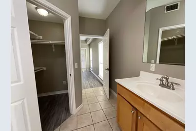407 Green Leaf, Horseshoe Bay, TX 78657 - Photo 8