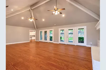 279 Quail, Meadowlakes, TX 78654 - Photo 6