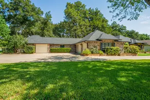 279 Quail, Meadowlakes, TX 78654 - Photo 2