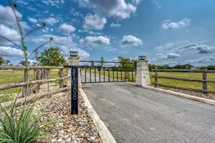 1288 Hwy 39, Out of Area, TX 78025 - Photo 2