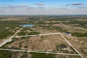 113 Jayhawk Ct, Burnet, TX 78611 - Photo 2