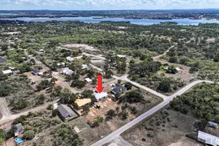 1802 Redwood, Granite Shoals, TX 78654 - Photo 10