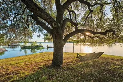 310 Castlehigh Drive, Granite Shoals, TX 78654 - Photo 4