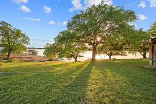 310 Castlehigh Dr, Granite Shoals, TX 78654 - Photo 16