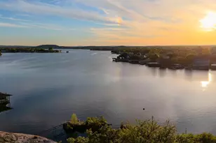 310 Castlehigh Dr, Granite Shoals, TX 78654 - Photo 10