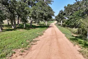 8653 N State Highway 16, Llano, TX 78643 - Photo 2