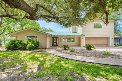 1704 Bluebonnet Lane, Kingsland, TX 78639 - Photo 2