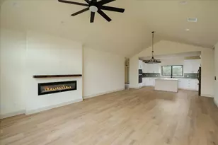 114 Rolling Hls Dr, Horseshoe Bay, TX 78657 - Photo 6