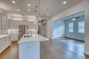 110 Rivalto Dr Dr, Horseshoe Bay, TX 78657 - Photo 12