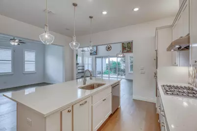 110 Rivalto Dr Drive, Horseshoe Bay, TX 78657 - Photo 14