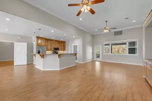 625 Skyline Dr, Kingsland, TX 78639 - Photo 10