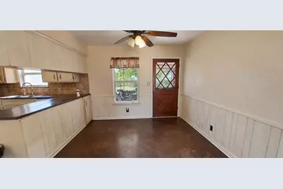 1505 Sunset Dr, Marble Falls, TX 78654 - Photo 4