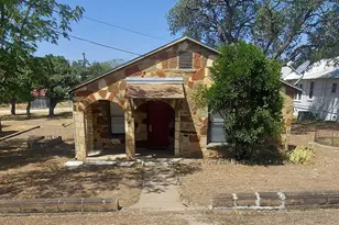 512 Ave F, Marble Falls, TX 78654 - Photo 1