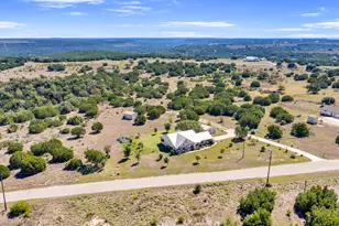 560 Saddle Ridge Dr, Bertram, TX 78605 - Photo 36