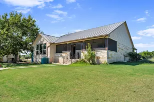 560 Saddle Ridge Dr, Bertram, TX 78605 - Photo 26