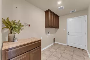560 Saddle Ridge Dr, Bertram, TX 78605 - Photo 18