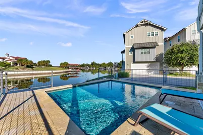 321 Island Circle, Kingsland, TX 78639 - Photo 4