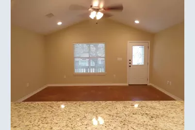 203 Island Lodges, Buchanan Dam, TX 78639 - Photo 4