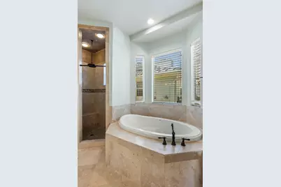 102 Flamingo Circle, Highland Haven, TX 78654 - Photo 22