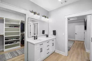 205 River Park Dr, Kingsland, TX 78639 - Photo 12