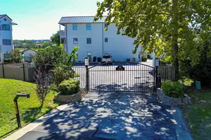 101 Island Dr, Horseshoe Bay, TX 78657 - Photo 38