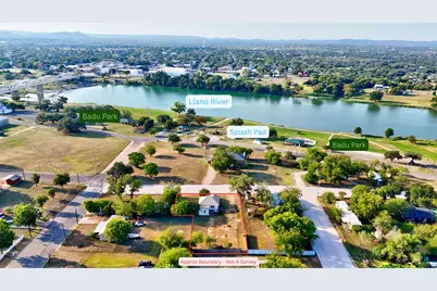 305 W Tarrant Street, Llano, TX 78643 - Photo 1